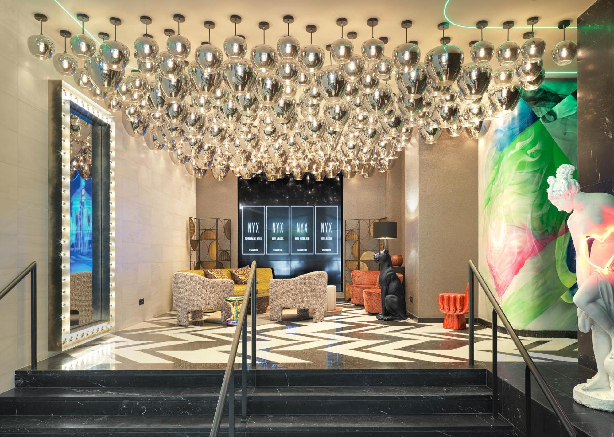 Nyx Esperia Palace Hotel Athens By Leonardo Hotels Exterior photo The lobby of the hotel