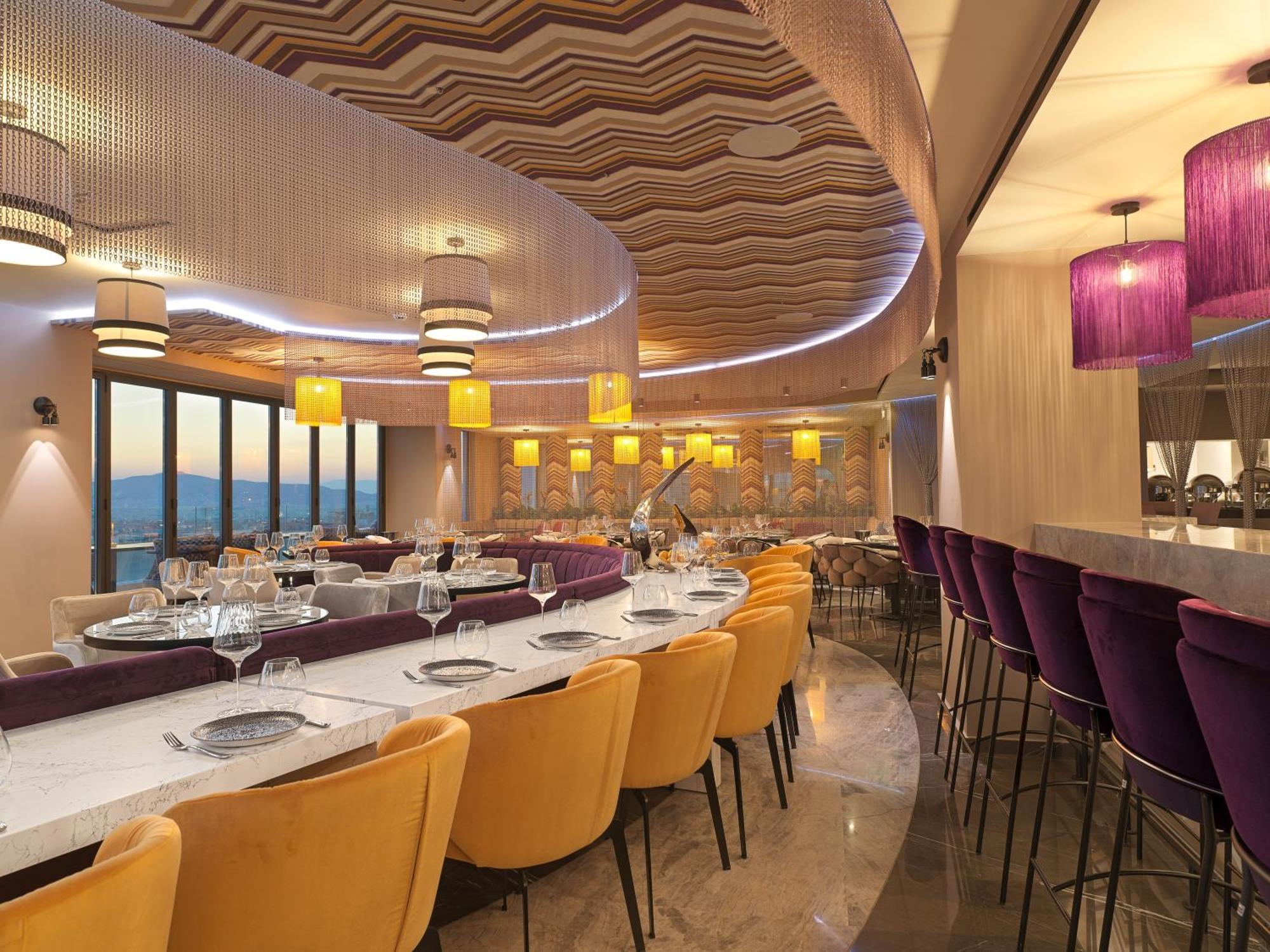 Nyx Esperia Palace Hotel Athens By Leonardo Hotels Exterior photo The interior of the restaurant